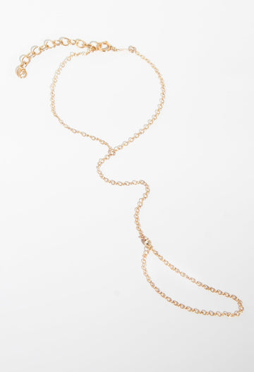 Essentials Hand Chain - Valentina New York - dainty