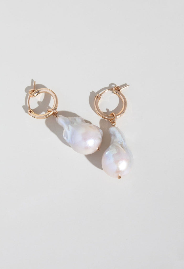 Gaia Pearl Earrings - Valentina New York - Big pearl earrings
