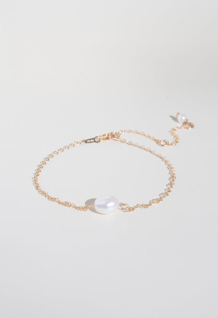 Single Pearl Bracelet - Valentina New York - 5.5-7 in - dainty bracelet