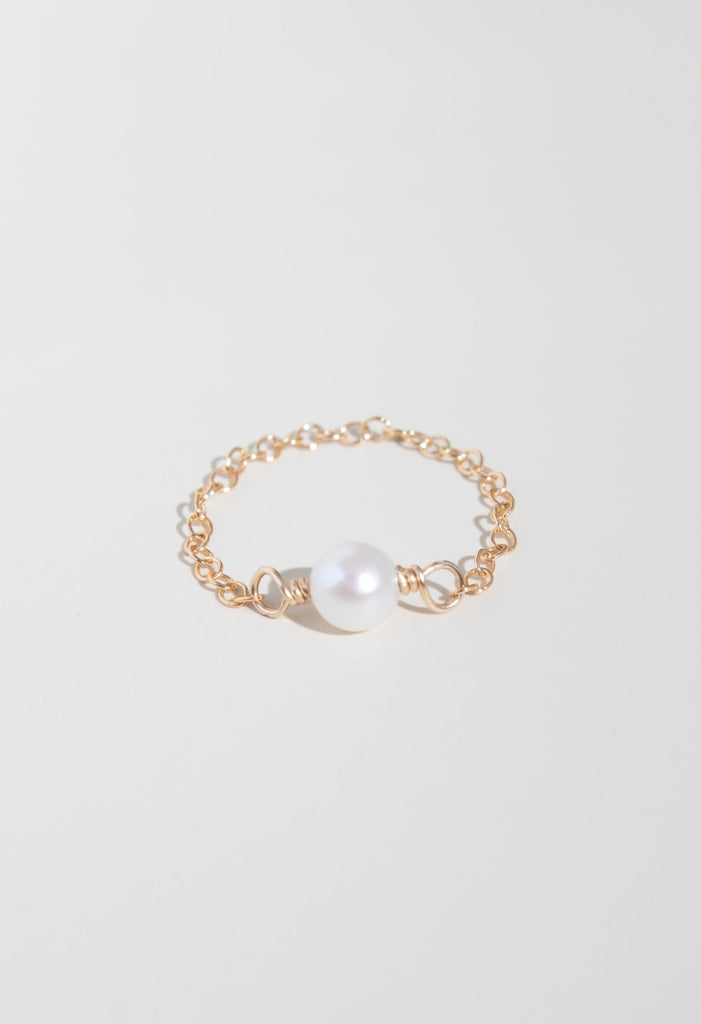 Solitaire Pearl Ring - Valentina New York - 5 - chain ring